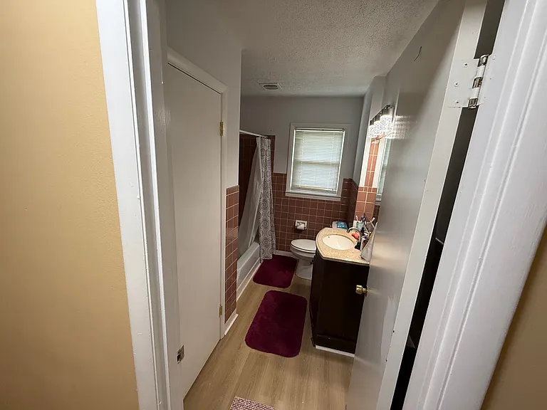 123 Chris Dr — Photo 15