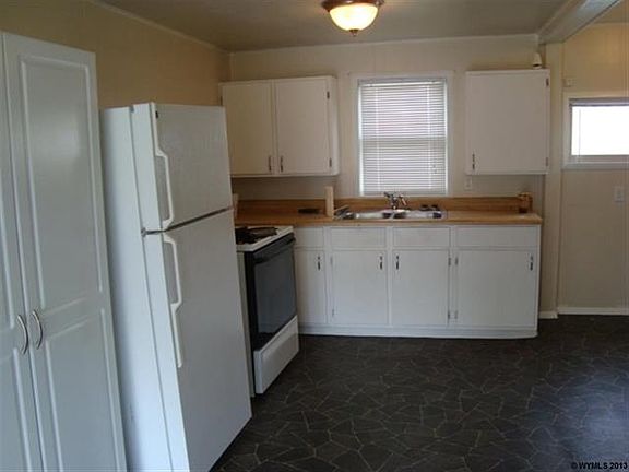 2nd image of 630 S 5th St
