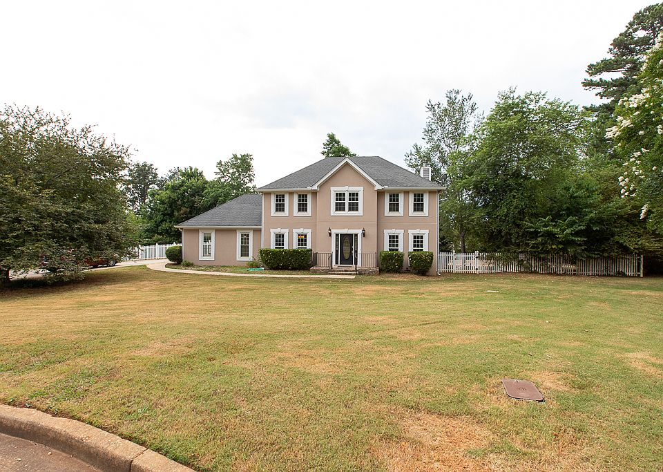 1st image of 2720 Briarfield Way