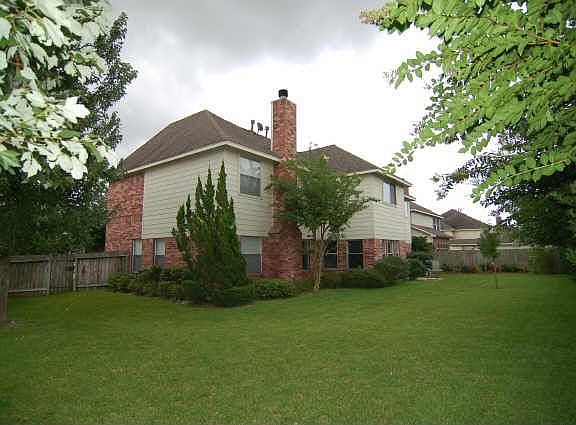 Meadow Point Ct. Backyard