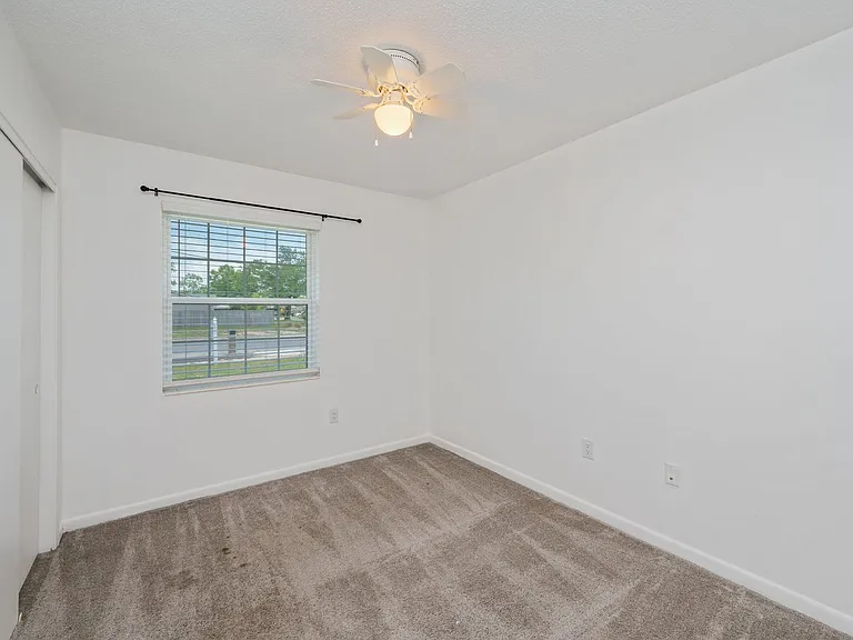 1416 Palm Blvd S — Photo 27