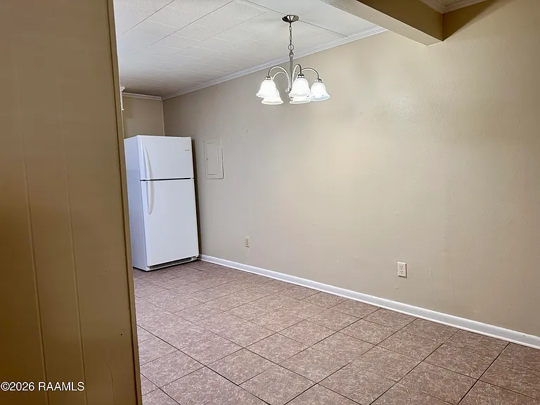 100 Charolais St #B — Photo 9