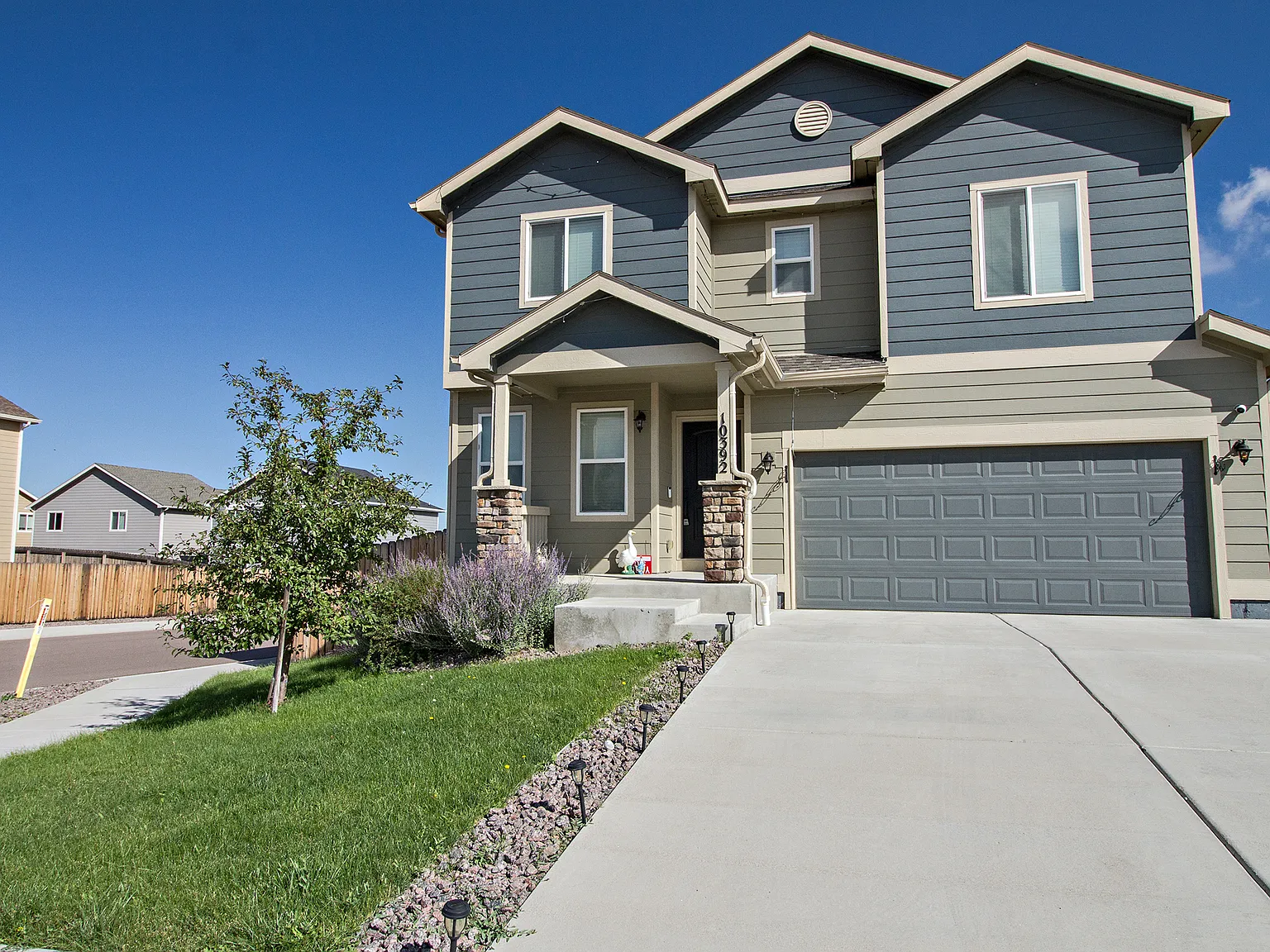 4 bed, 2788 sqft, $2,900 — Photo 2