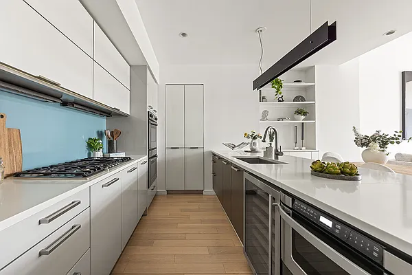 Kitchen, photo 2