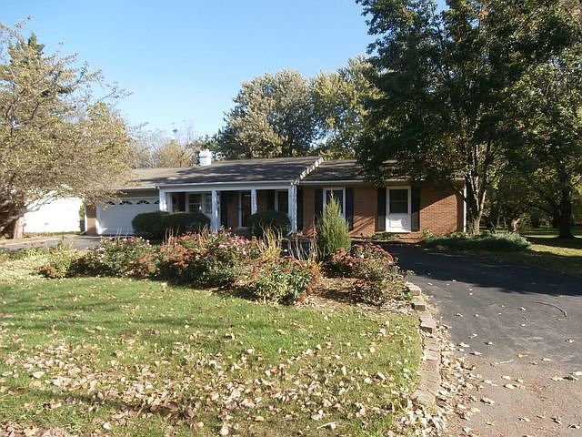 1st image of 16421 S Mayleon Dr