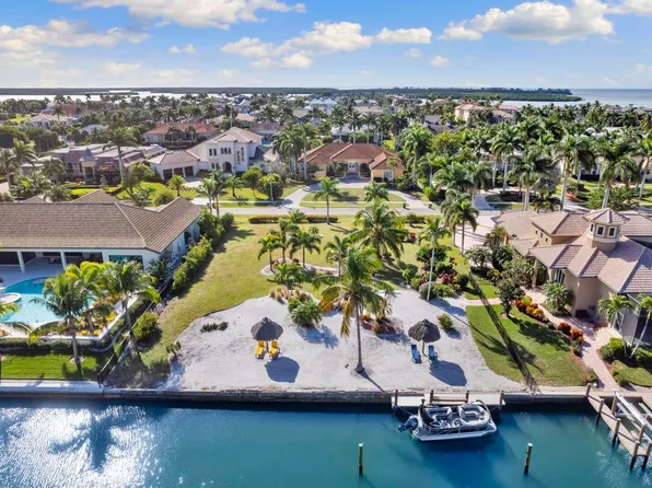 1668 McIlvaine Ct, Marco Island, FL 34145