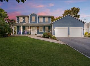 26 Mount Hope Ave, Tiverton, RI 02878