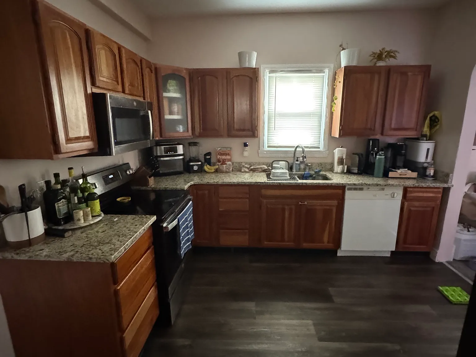 2 bed, 1200 sqft, $1,400 — Photo 4