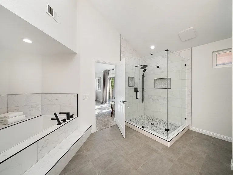 1205 Cerca — Photo 37