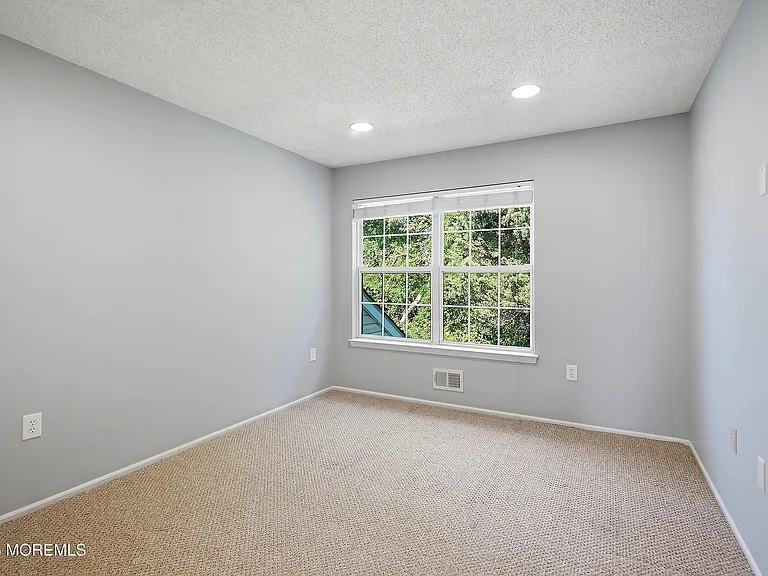 702 Carnation Dr #702 — Photo 18
