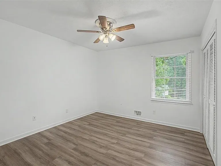 2985 Fredrick Dr — Photo 24