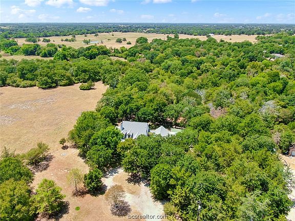 2nd image of 462 Shady Creek Dr