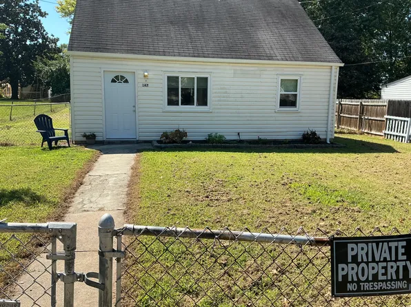 147 Old Centreville Rd, Manassas Park, VA 20111