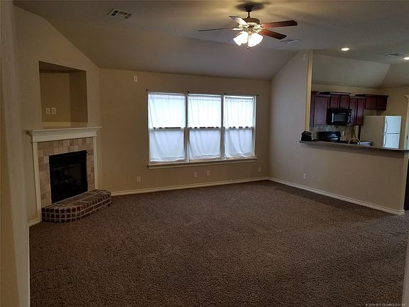 2nd image of 7911 Liberty Bell Ln