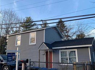 4 Wallace Ct, Huntington Station, NY 11746