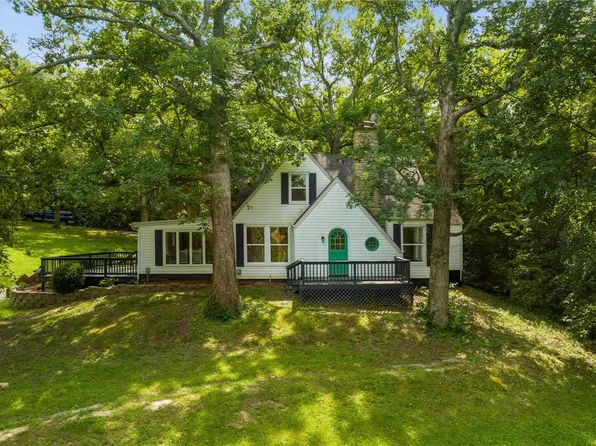 1608 Buscher Rd, Pacific, MO 63069