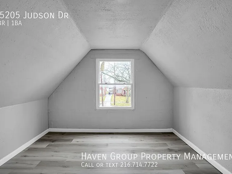 15205 Judson Dr — Photo 18