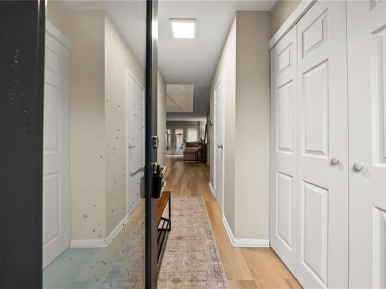 4300 Roswell Rd NE #28 — Photo 2