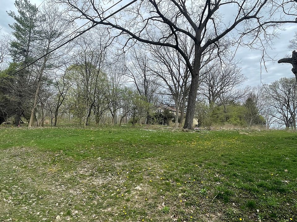 2nd image of 24W440 Burlington Ave