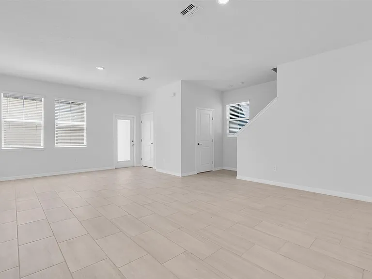 10881 Molasses Way — Photo 7
