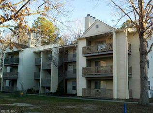 540 Pineland Cir APT 301, Newport News, VA 23608