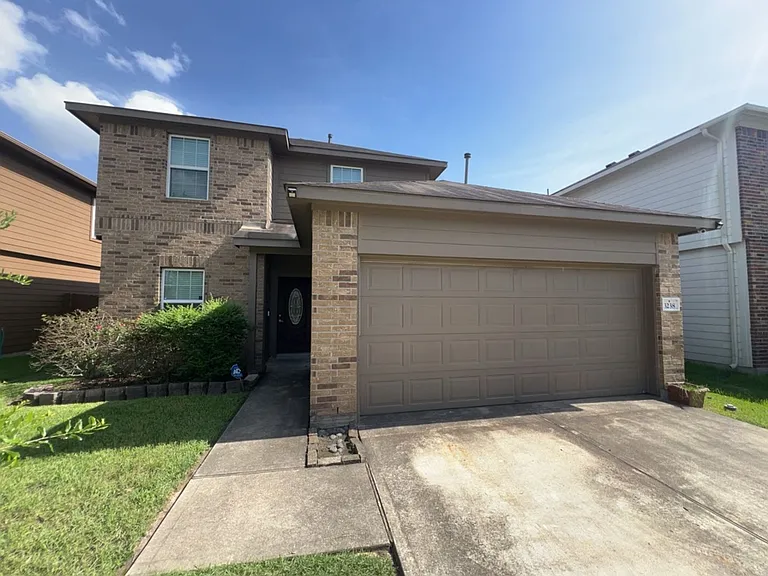 3238 Elisa Springs Ln — Photo 1