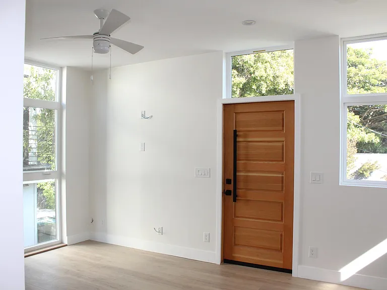 12684 Stanwood Dr — Photo 20