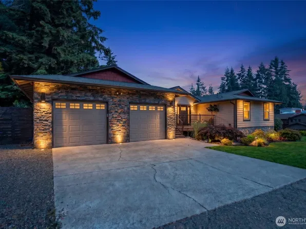 18804 64th Avenue NE, Kenmore, WA 98028