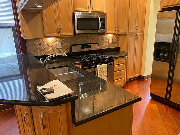 2nd image of 3030 N Albany Ave #1