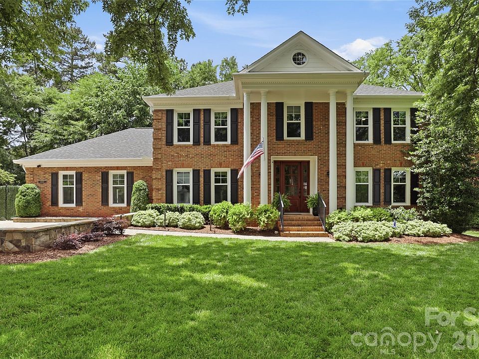 1st image of 10040 Berkeley Forest Ln