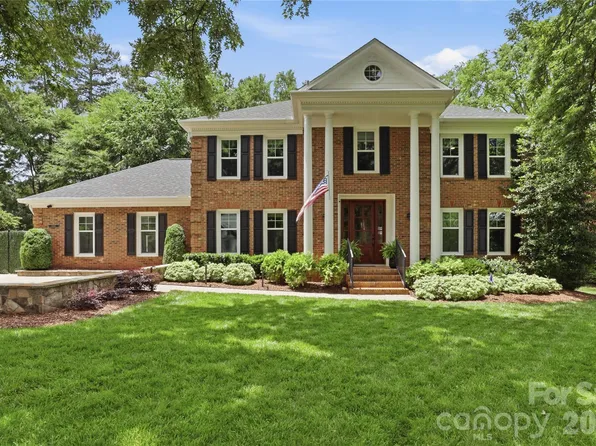 10040 Berkeley Forest Ln, Charlotte, NC 28277