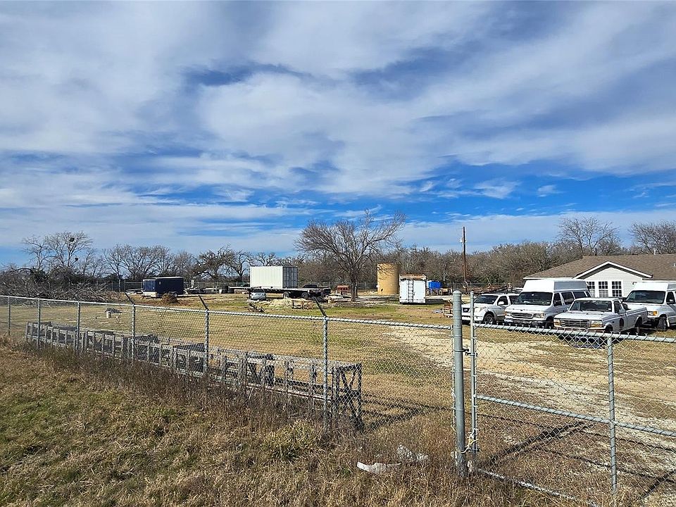 2nd image of 4099 State Highway 7 E
