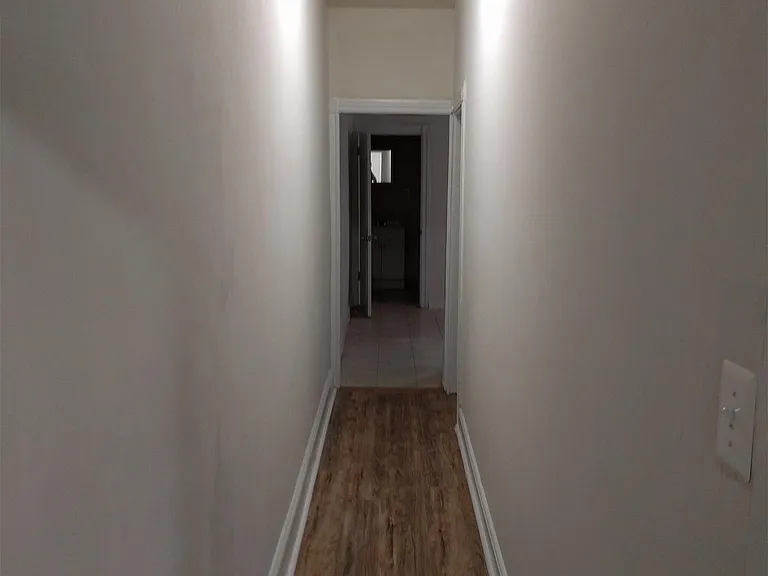 6012 Irving St #2 — Photo 9