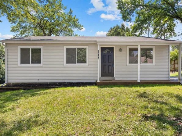 12746 Missouri Bottom Rd, Hazelwood, MO 63042