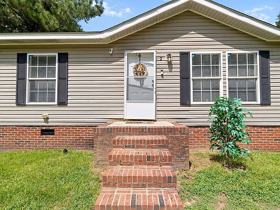 3rd image of 2 Riverview Rd