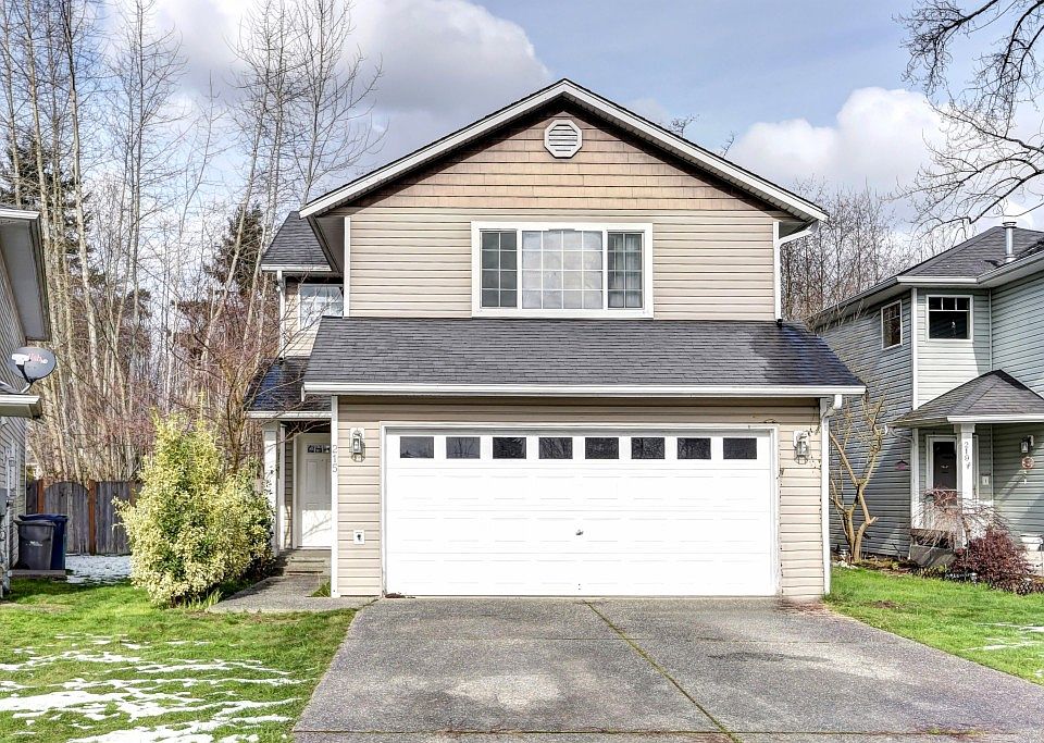 1st image of 215 99th Dr SE