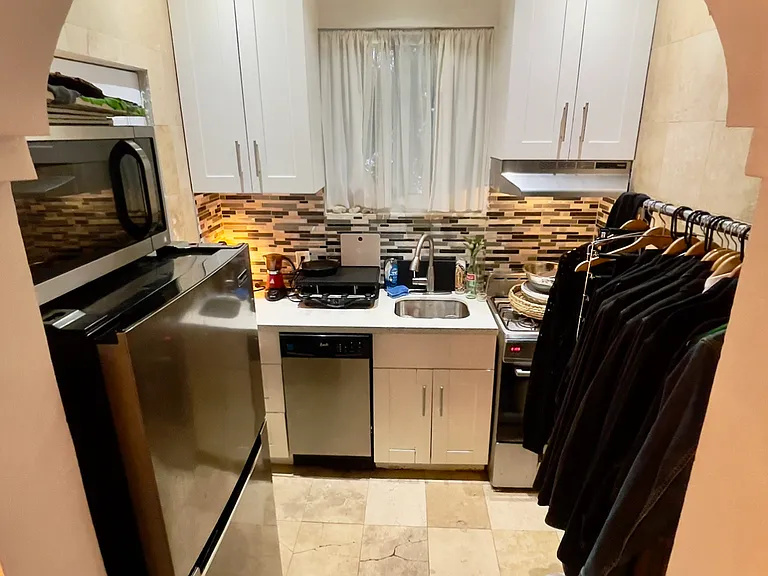 900 Pennsylvania Ave #11 — Photo 7