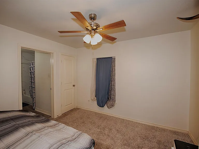 2802 Canfield St — Photo 21