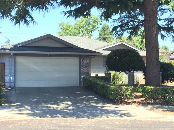 1067 Hamshire Ct, Sunnyvale, CA 94087