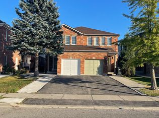169 Willow Park Dr, Brampton, ON L6R2N1