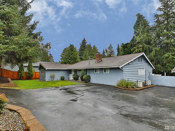 2nd image of 10645 NE 116th St