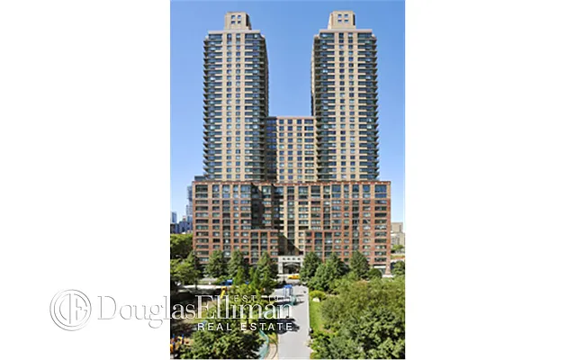 Rented by Douglas Elliman | media 5