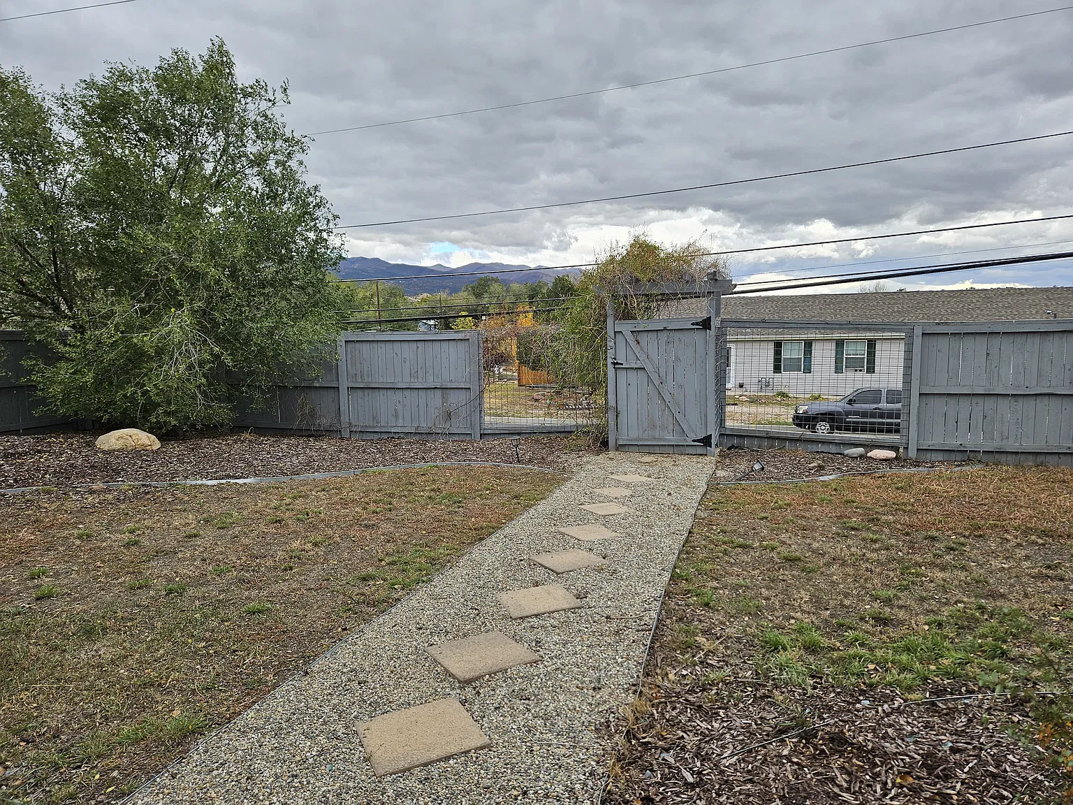 3 bed, 1600 sqft, $2,300 — Photo 3
