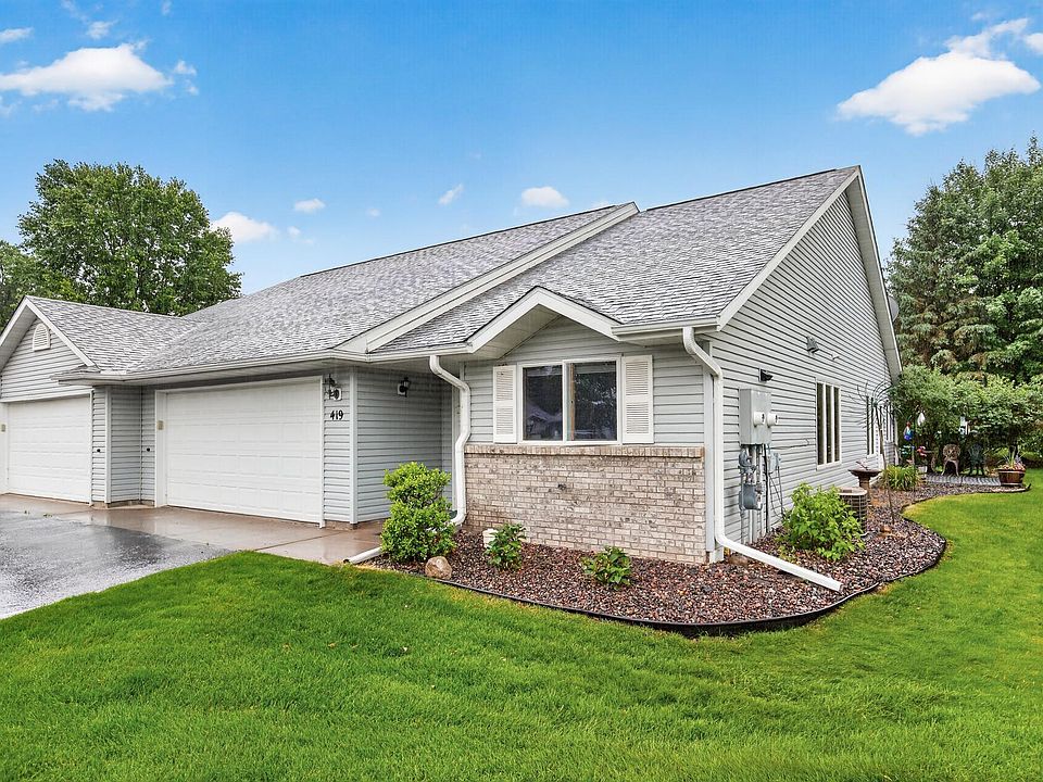 1st image of 419 Pine Ct