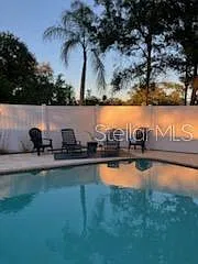 4 bed, 2.0 bath, 1878 sqft, $4,500 — Photo 2
