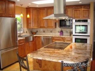 365 Brewster Rd, Indialantic, FL 32903