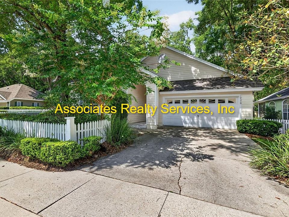 1st image of 10370 SW 51st Ln