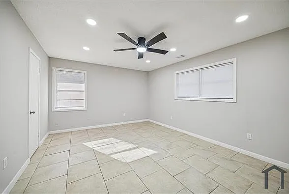1703 Raintree St — Photo 9