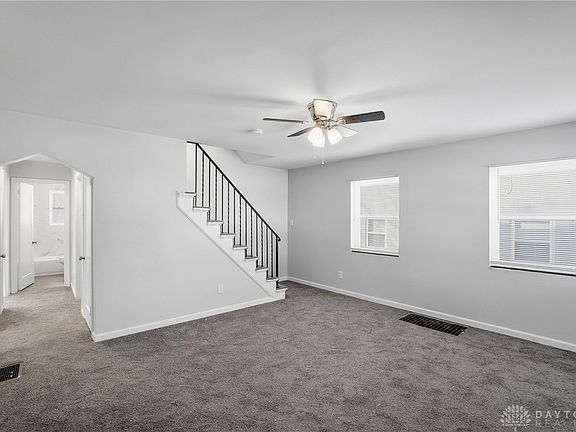 3rd image of 2807 W Galbraith Rd