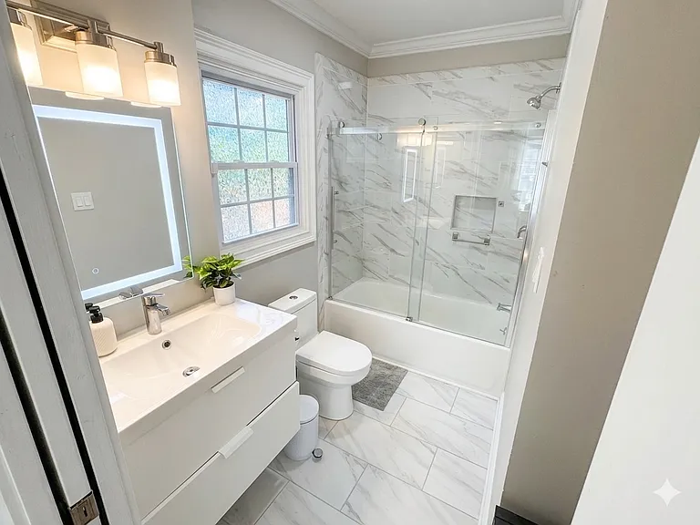 1008 Lindridge Dr NE — Photo 5